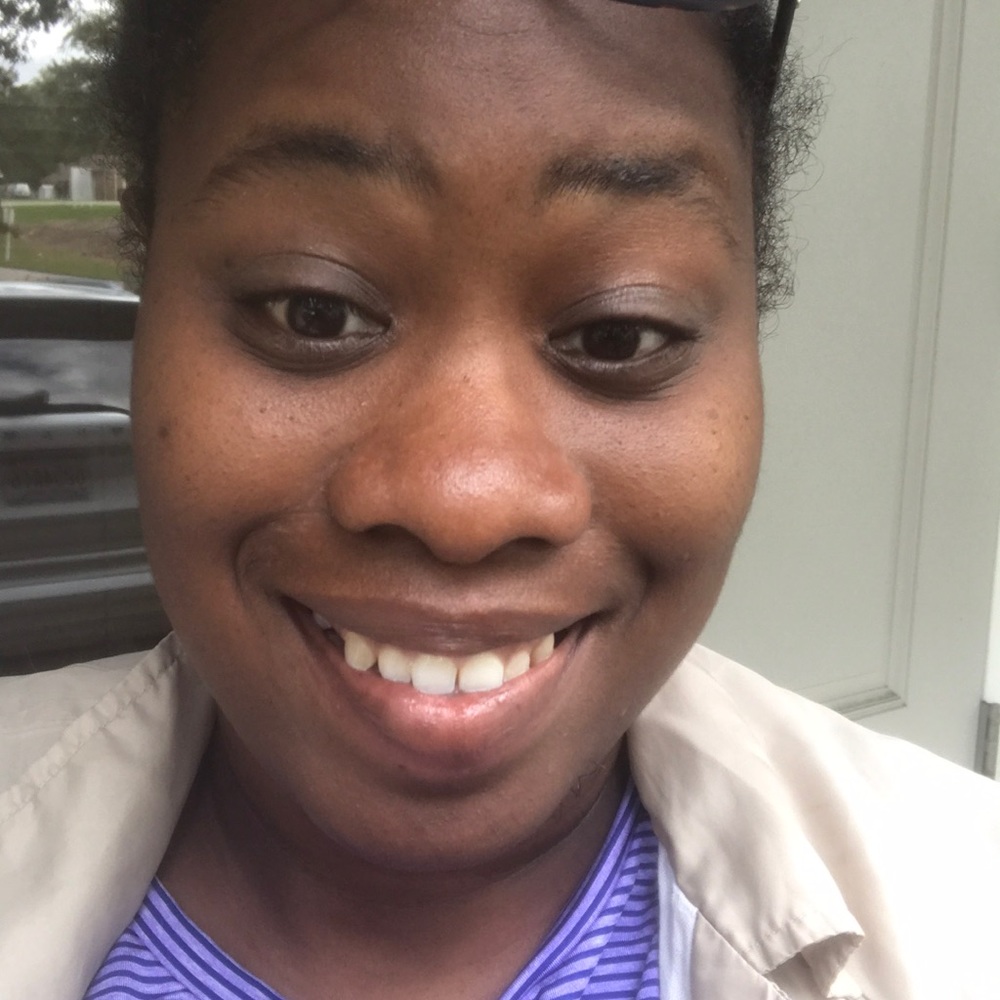 Meet your Posher, Jennifer